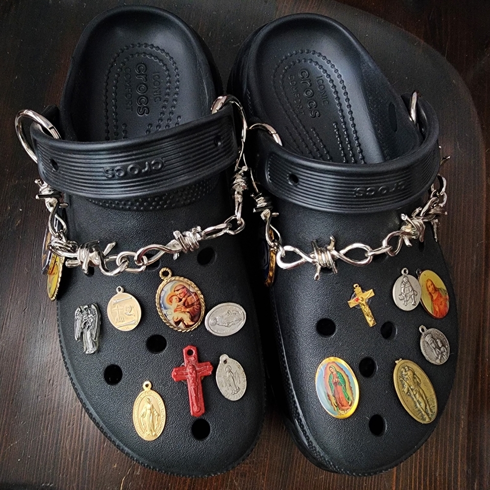 CUSTOM Crocs Mega Crush Platform W9 NWOT